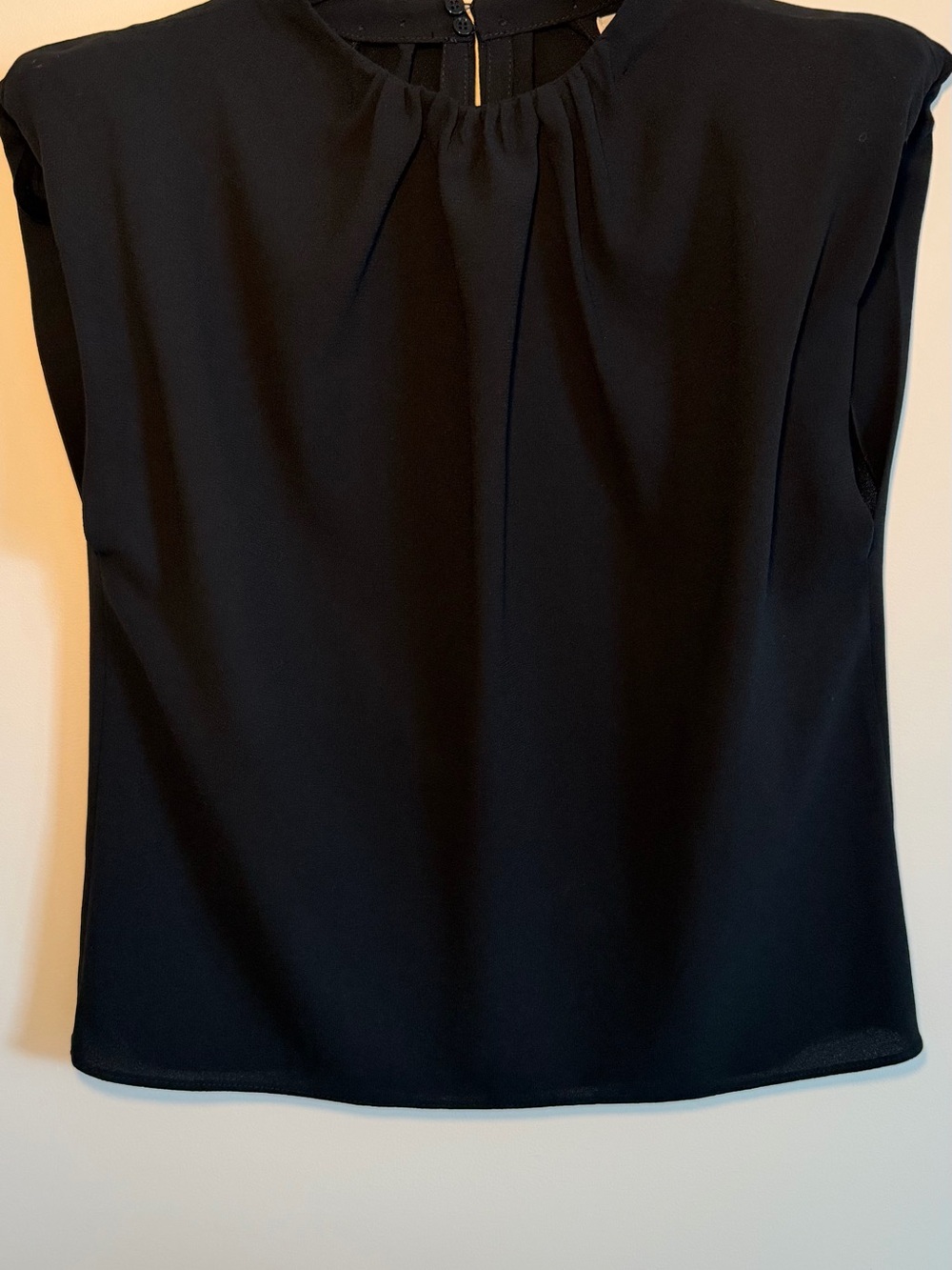 Zara Black Sleeveless Gathered Keyhole Neck Top